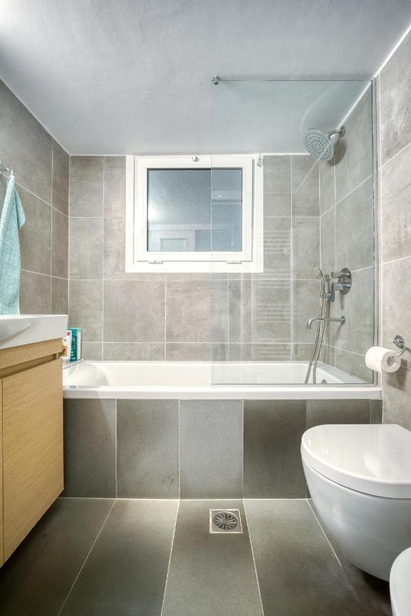 Bright Spacious Luxury Apartment In Prime Central アテネ エクステリア 写真