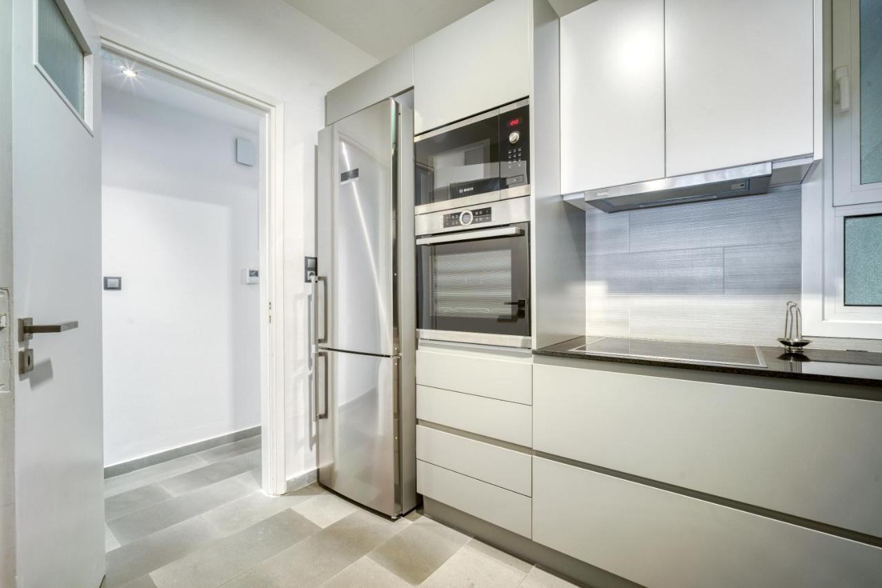 Bright Spacious Luxury Apartment In Prime Central アテネ エクステリア 写真